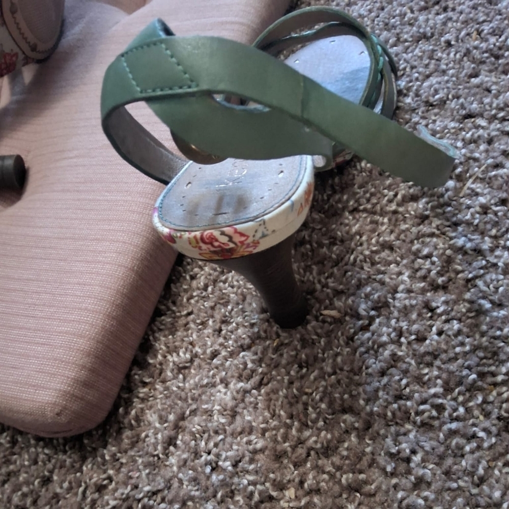 Kenzie Mint Green Strappy Sandals - Picture 15 of 16